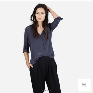 Everlane Silk Round Collar Shirt in Navy XS